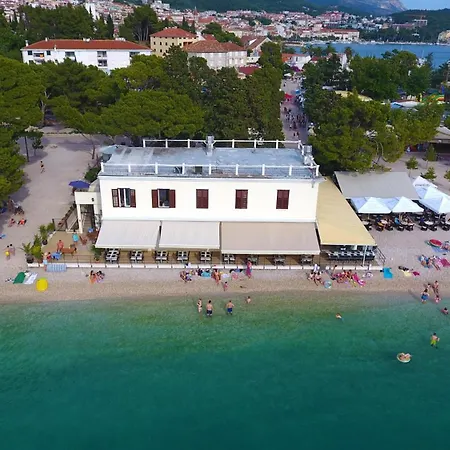 Gasthof Riviera - Zuta Kuca Makarska