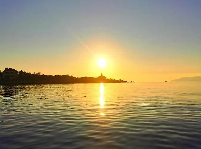 Riviera - Zuta Kuca Πανσιόν Μακάρσκα